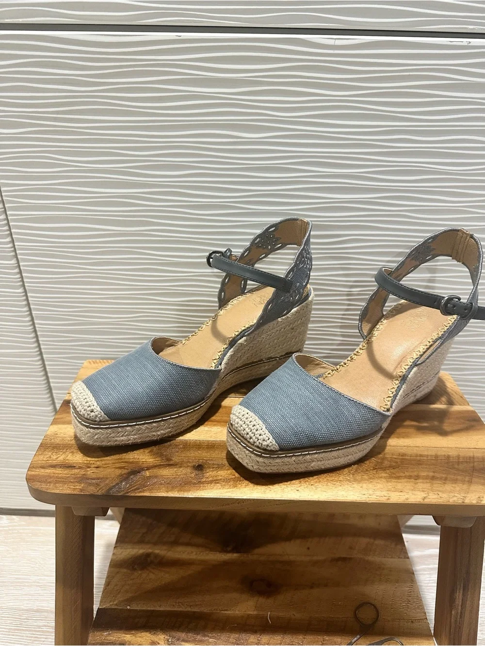 Crown Vintage Blue Denim Espadrille Wedge Sandals Size 7.5